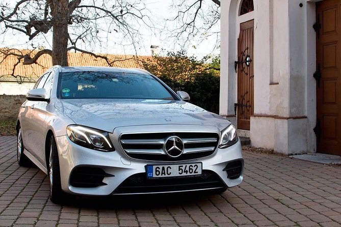 1-way Prague to Vilshofen private transfer - up to 7 passengers - Why the private format can be worth the cost