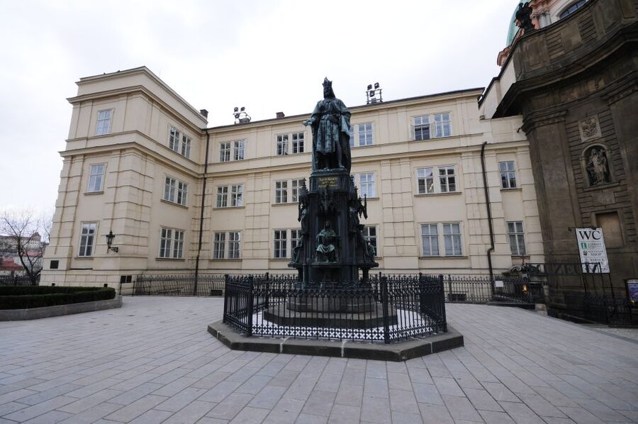 3-Hour Prague Castle & Interiors Tour - St. Vitus Cathedral: the visual centerpiece