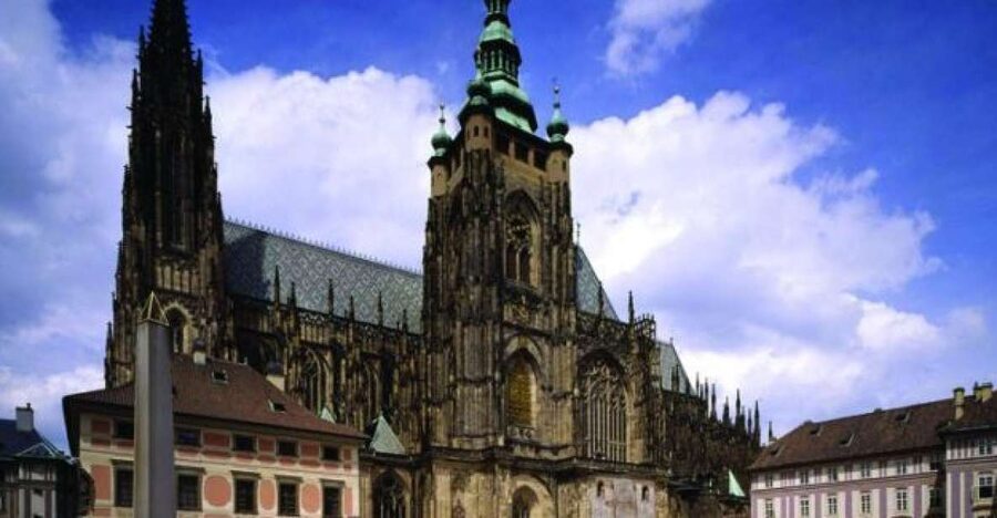 3-Hour Prague Castle & Interiors Tour - St. George’s Basilica and Golden Lane