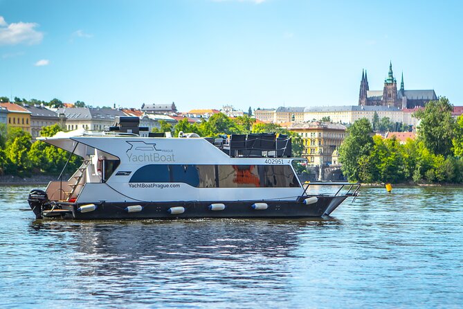 3 Hours Prague Private Boat Cruise Beer or Prosecco Unlimited - Starting at Náplavka on Rašínovo nábřeží