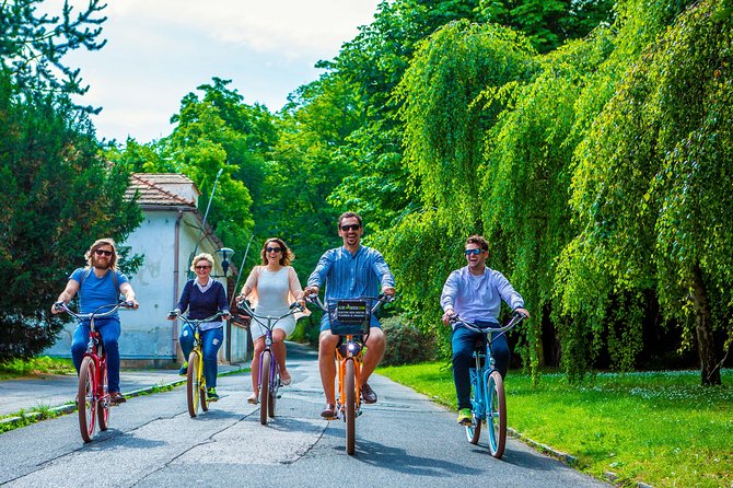 7 BEST VIEWS - PRAGUE eBIKE TOUR - From the U.S. Embassy to Nerudova Street