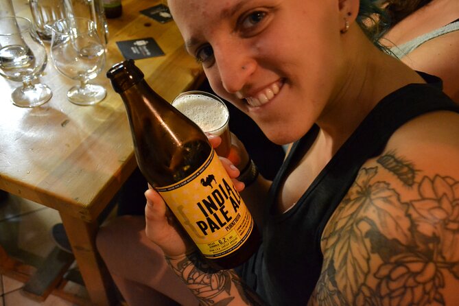 Alternative bar tour with dinner in the art district - Dinner at Letná Burger