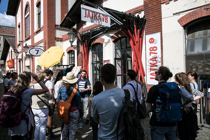 Alternative Prague Walking Tour - Milada Horáková and the political meaning of murals