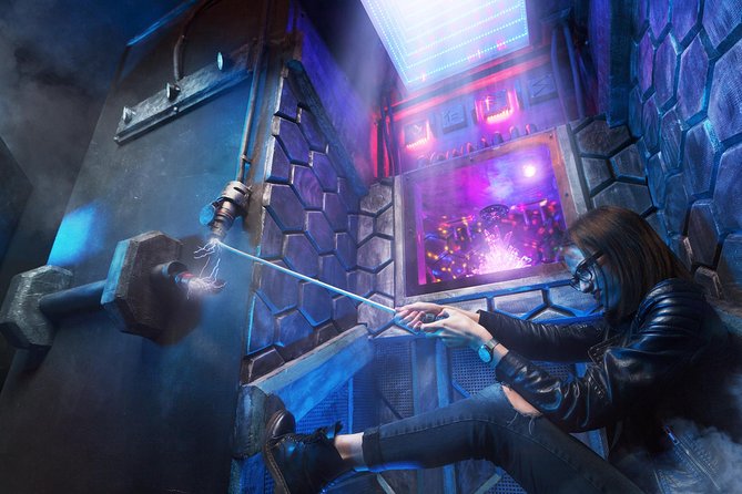 Apocalypse Zombie 2213 Escape Game in Prague - How the 60-minute game works