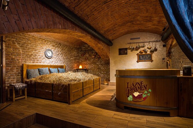Beer bath Spa for 2 people/ 1 tub - 1,5 hour Activity in Prague - Key things to know before booking