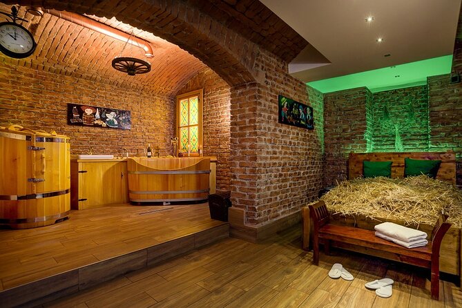 Beer bath Spa for 2 people/ 1 tub - 1,5 hour Activity in Prague - What happens at Lázně Pramen