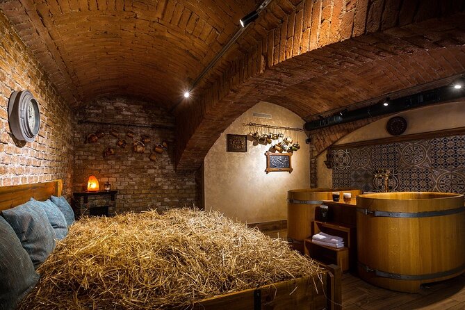 Beer bath Spa for 2 people/ 1 tub - 1,5 hour Activity in Prague - Showering, beer soap, and practical comfort