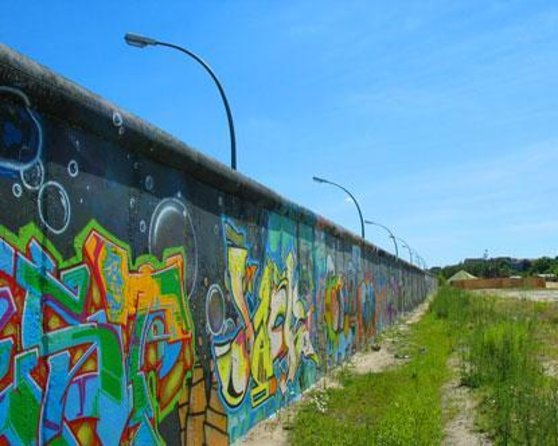 Berlin Full Day Tour with Lunch and private transfers from Prague - Key points at a glance