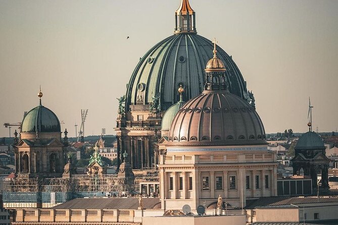 Berlin Full Day Tour with Lunch and private transfers from Prague - Checkpoint Charlie and the divided city