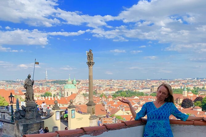 Best of Prague Architecture - private tour with PERSONAL PRAGUE GUIDE - Old Town Square, where styles meet