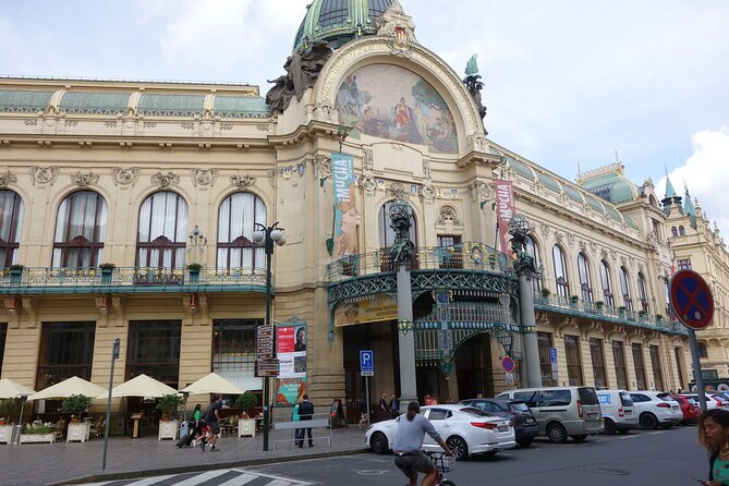 Best of Prague - City walking tour with Czech Cuisine Lunch - Why this five-hour Prague route works