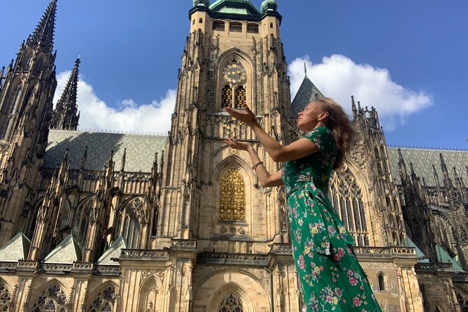 Best of Prague Private Tour with PERSONAL PRAGUE GUIDE - Charles Bridge and Prague’s most famous crossing