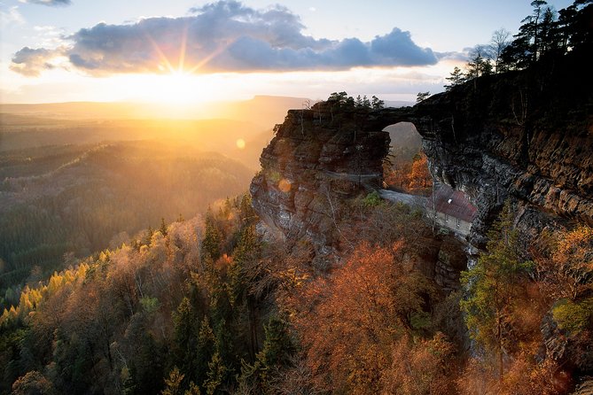 Bohemian Switzerland private hiking tour: Chronicles of Narnia - Pravčická Gate, the symbol of the region