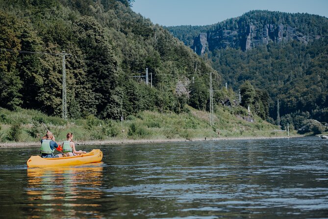 Canoeing on the Elbe river Děčín to Schmilka - What the $17.45 price really covers