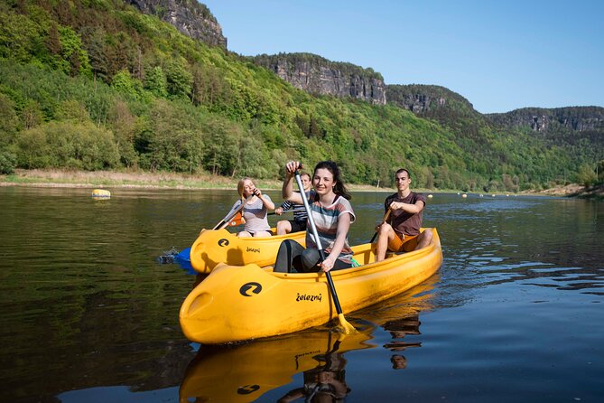 Canoeing on the Elbe river from Děčín to Bad Schandau - Briefing, language, and practical preparation