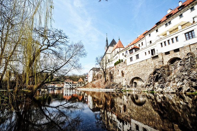 Cesky Krumlov One Day Trip from Prague by bus - Two hours to make the town your own
