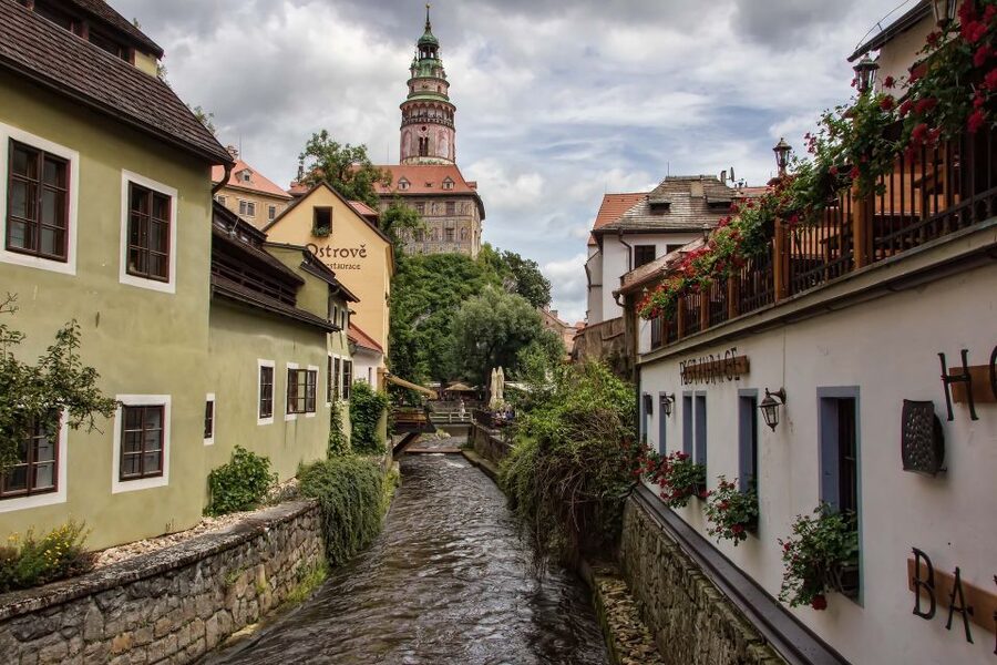 Cesky Krumlov Private Day Trip from Prague - Walking through the old town