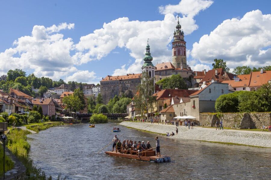 Český Krumlov: Wooden Raft River Cruise - Key points to know before you book