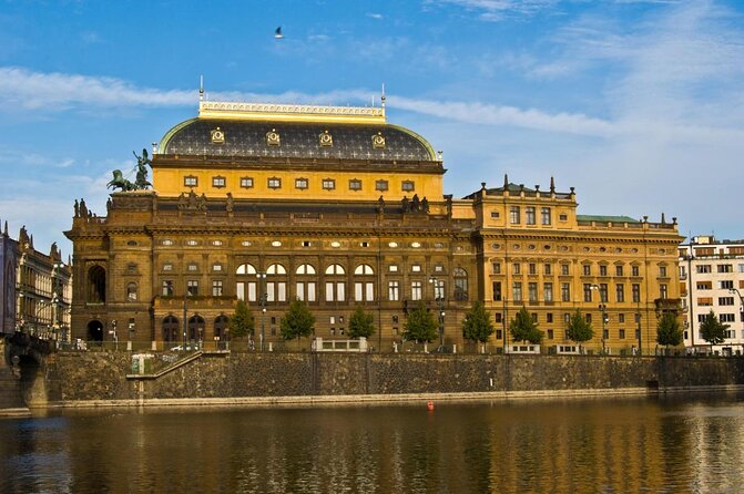 Communism and its fall Prague private tour - Key points at a glance