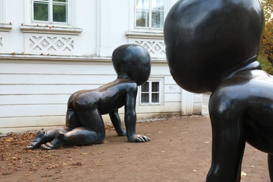 Contemporary art tour in Prague: the works of David Černý - From Malá Strana Toward Staré Město