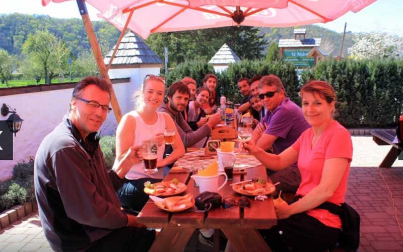 Coutryside bike tour to Karlstejn Castle. - Guide style and group arrangements