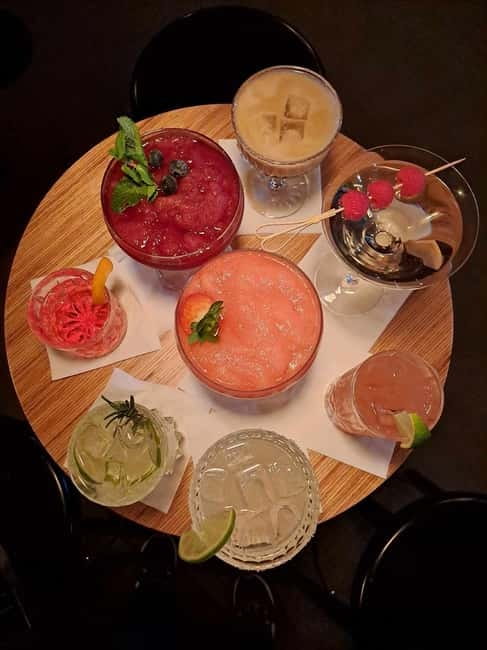 Crew Bar Prague: Open bar, ping pong or shuffleboard game - What makes the price good, and when it is not