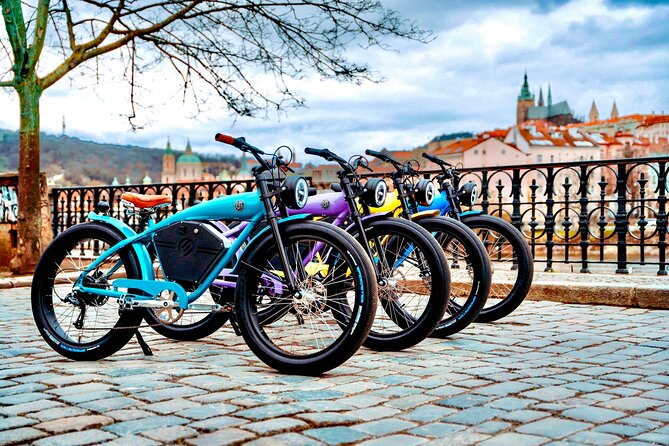 E-BIKE TOUR: 10 Must-See Landmarks & Viewpoints in Prague 1-8per. - Why a scrooser is a smart way to see Prague quickly