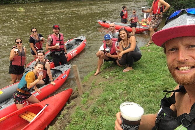 Easy Canoe Mission to the Sazava River from Prague Day Trip - How the Group Size Affects the Day