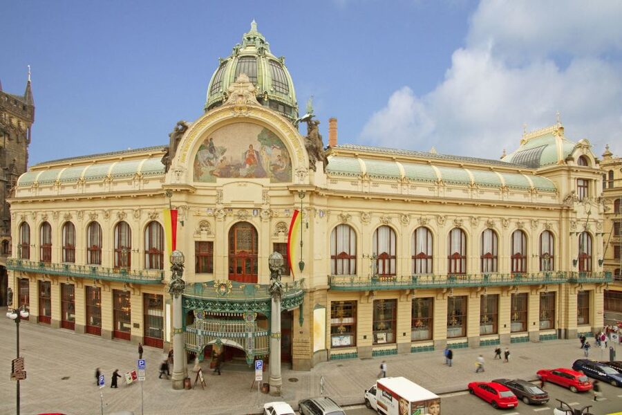 Essential Prague Walking Tour - Old Town: Prague’s main historical stage