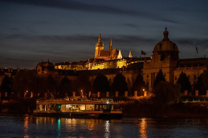 Evening Eco Cruise With a Glass of Prosecco in Bohemia - How the 50-minute timing works