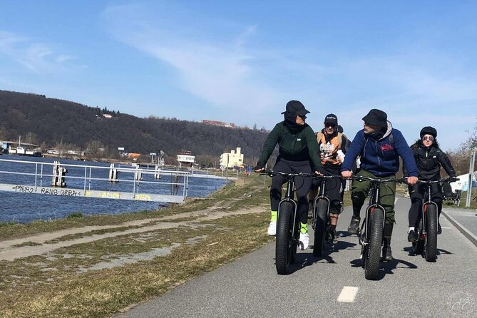 FAT TIRE E-BIKE GREAT TOUR - river, parks & panoramic views tour - Charles Bridge and the Kafka fountain