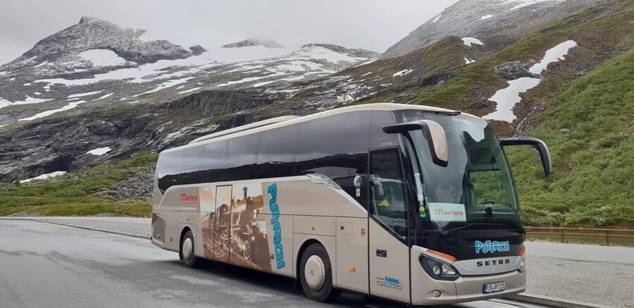 From Dresden: Prague Guided Day Trip by Coach - Three hours to choose your own Prague