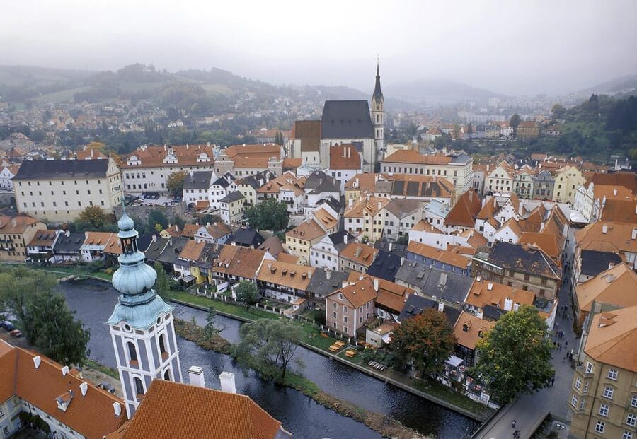 From Prague: Český Krumlov and České Budějovice Day Trip - Lunch in a historic restaurant