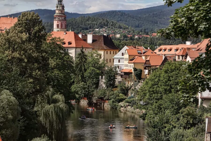 From Prague: Český Krumlov Full-Day Tour with Pickup - Walking up to the castle courtyards