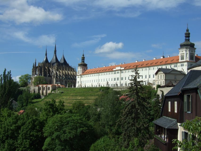 From Prague: Kutná Hora Day Excursion with Bone Church - The 80-minute ride from Na Příkopě 23