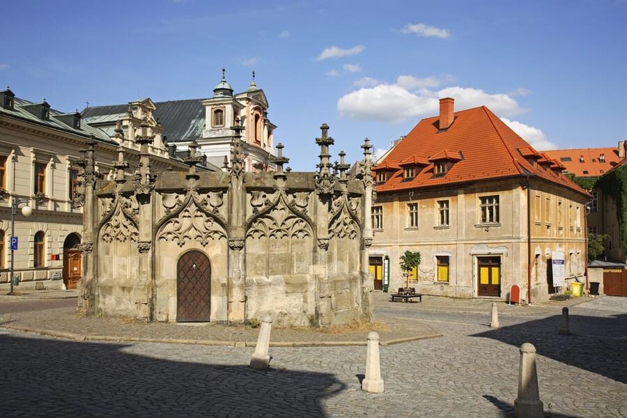 From Prague: Private Day Trip to Kutna Hora with Czech Lunch - The Sedlec Ossuary and 70,000 human skeletons