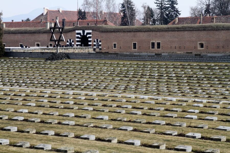 From Prague: Terezín and Ghetto Museum Guided Tour - The Ghetto Museum puts the town into context