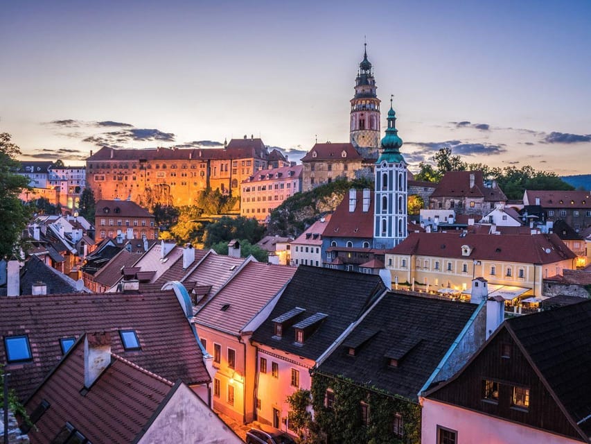 From Prague to the fabulous Cesky Krumlov:fullday experience - Booking details that matter