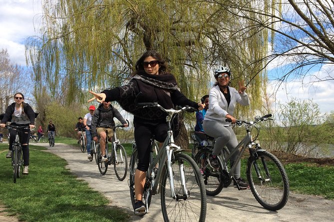 Full-Day Countryside E-Bike Tour to Karlstejn Castle (small group - Cernosice and the first riverside miles