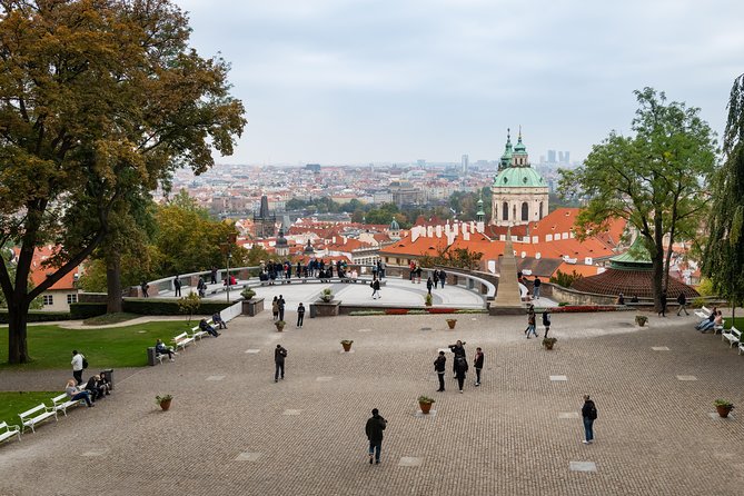 Full-Day Prague Tour with Prague Castle, Lunch and Vltava Cruise - Old Town Square and the Jewish Quarter provide the city’s core