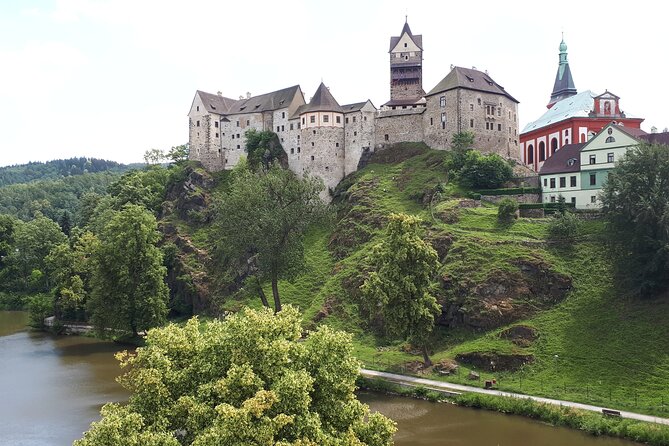 Full-Day Private Karlovy Vary Tour from Prague - Moser glassworks: the strongest included stop