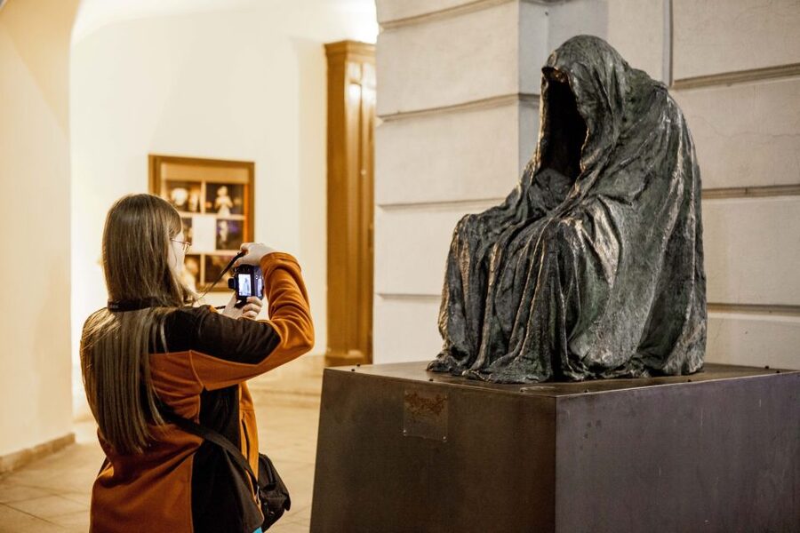 Ghost Walking Tour of Prague - Malá Strana, Karmelitská Street, and the Infant Jesus