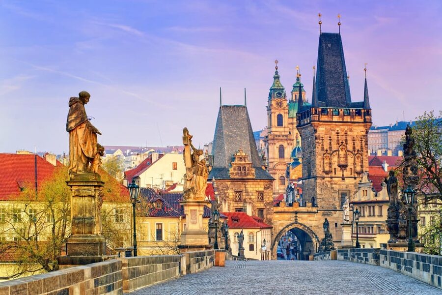 Go City Prague Pass - Top Attractions and Hop-On Hop-Off Bus - Riding the 24-hour hop-on hop-off bus
