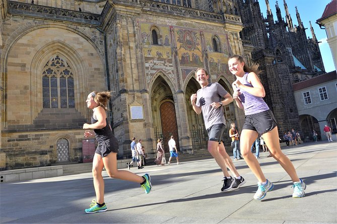 Guided Sightseeing Running Tour in Prague (9-12K) - Guides, photos, and the private format