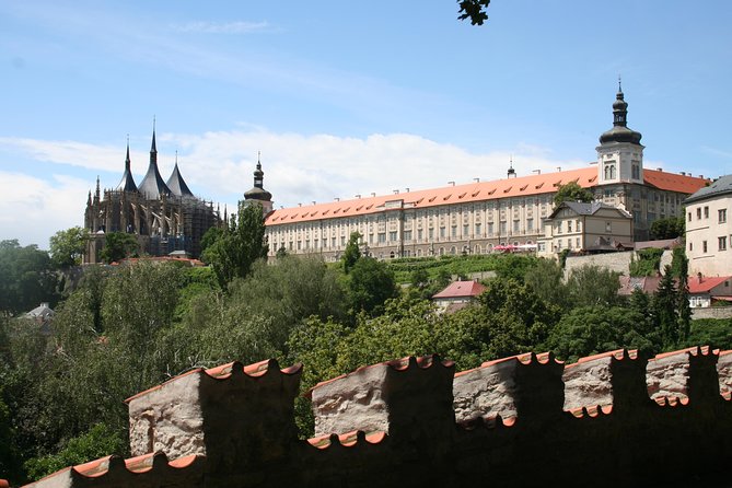 Half Day Trip to Kutna Hora and Bone Church from Prague - The guide can make or break the afternoon