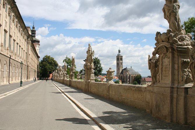 Half-Day Trip to Kutna Hora+Bone Church and Free Time from Prague - Is $77.65 a fair price?