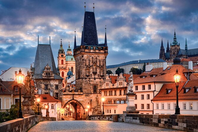 Hidden gems of Prague & City sightseeing - Walking tour - A practical first walk through Prague