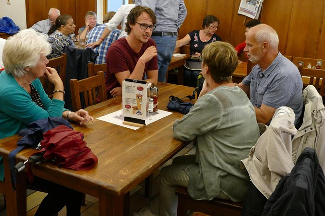 Hidden Prague Private Walkingtour - The guides and the style of storytelling