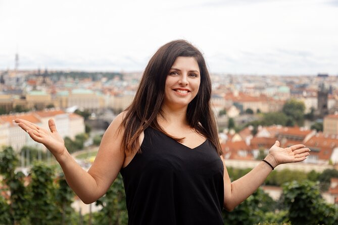 Highlights of Prague with a Funny and Local Guide - Key points at a glance