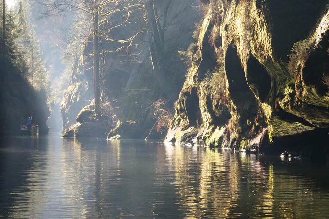 Hiking in Bohemian Switzerland - a day trip from Prague - Lunch with Czech food and beer
